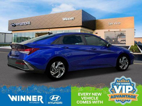 New 2025 Hyundai Elantra Sport image 8