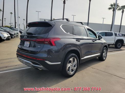 Used 2022 Hyundai Santa Fe SEL image 4