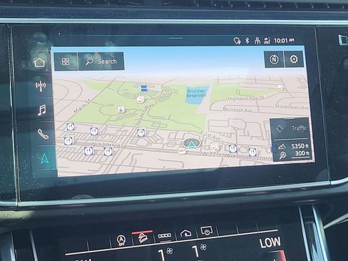 Used 2023 Audi Q8 Premium Plus image 20