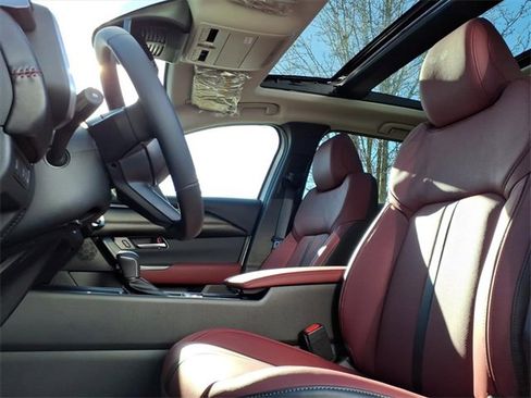 New 2026 MAZDA CX-50 AWD 2.5 Hybrid w/ Weather Package image 19