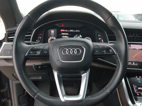 Used 2019 Audi Q8 Premium Plus AWD/4WD image 19