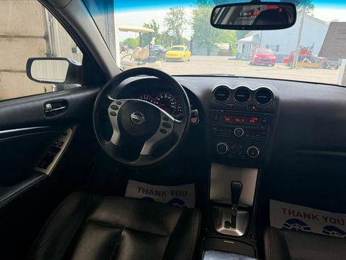 Used 2009 Nissan Altima 2.5 SL w/ SL Pkg FWD image 13