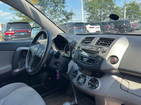 Used 2008 Toyota RAV4 Limited w/ Tow Prep Pkg AWD/4WD image 32