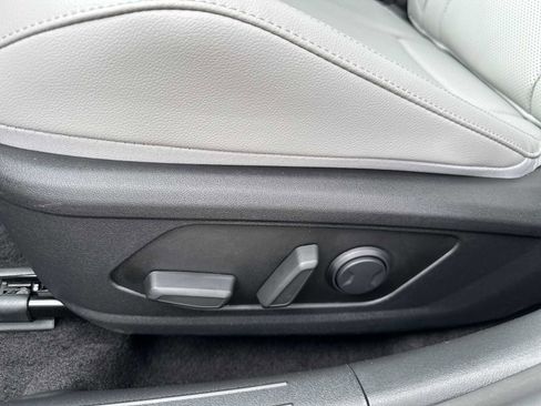 New 2026 Hyundai Elantra Limited image 10