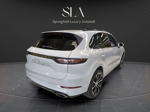 Used 2020 Porsche Cayenne AWD/4WD image 6