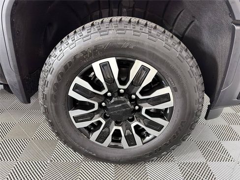 New 2026 GMC Sierra 2500 Denali Ultimate AWD/4WD image 10