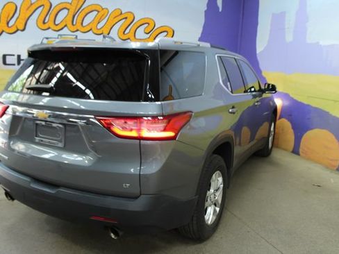 Used 2018 Chevrolet Traverse LT FWD image 8