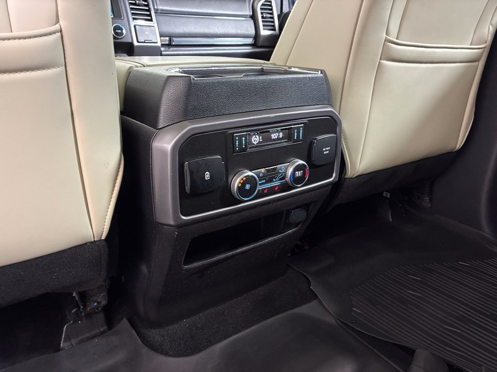 Used 2019 Ford Expedition Max Platinum RWD image 30