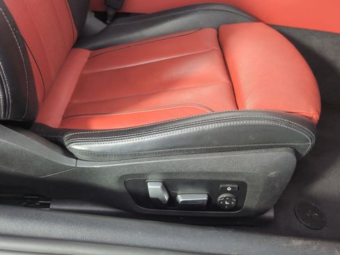 Used 2021 BMW M850i xDrive Convertible w/ Driving Assistance Package image 31