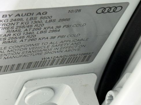 New 2025 Audi Q5 Premium Plus image 23