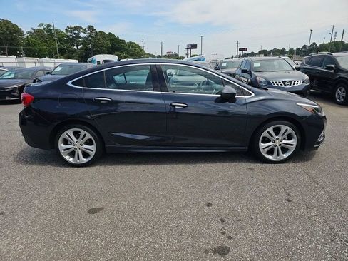 Used 2016 Chevrolet Cruze Premier FWD image 6