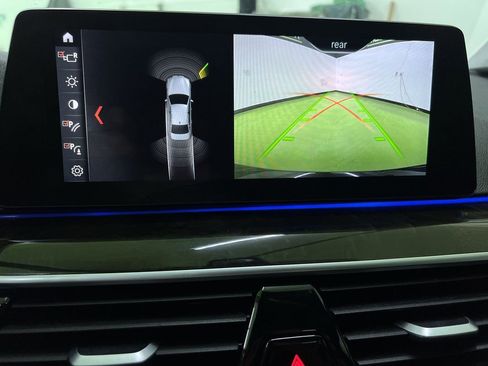 Used 2017 BMW 540i xDrive AWD/4WD image 21