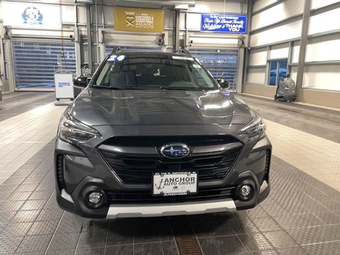 Used 2024 Subaru Outback Limited image 2