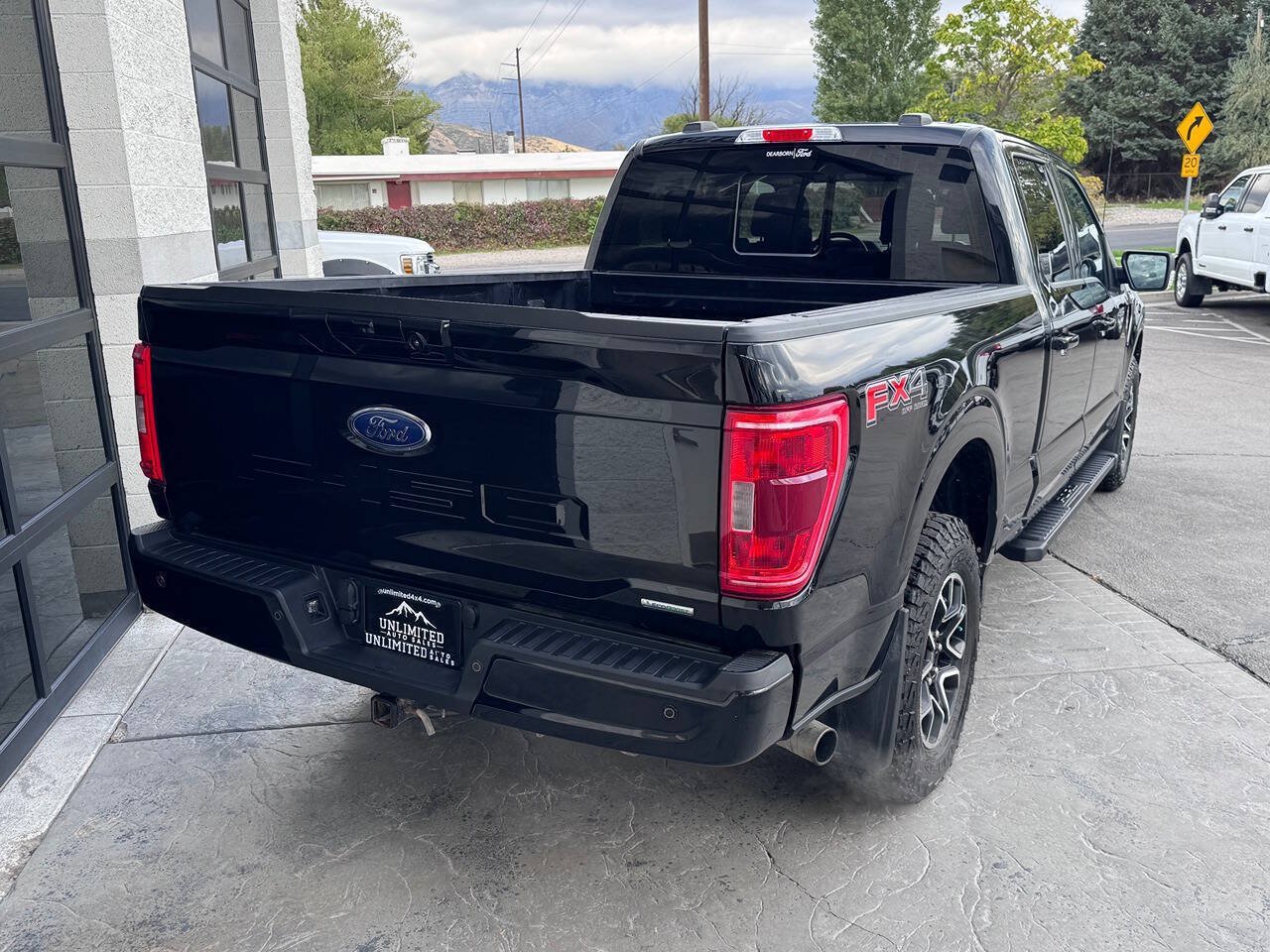 Used 2022 Ford F150 XLT w/ Equipment Group 302A High AWD/4WD image 4