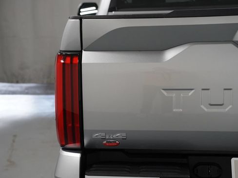 New 2026 Toyota Tundra Limited AWD/4WD image 10