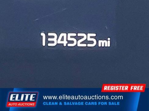 Used 2019 Kia Sorento LX image 29