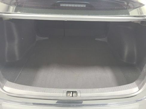 Used 2021 Toyota Corolla LE FWD image 33