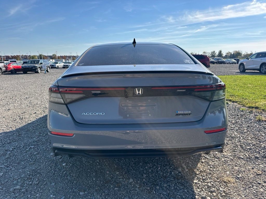 Used 2024 Honda Accord Sport image 11