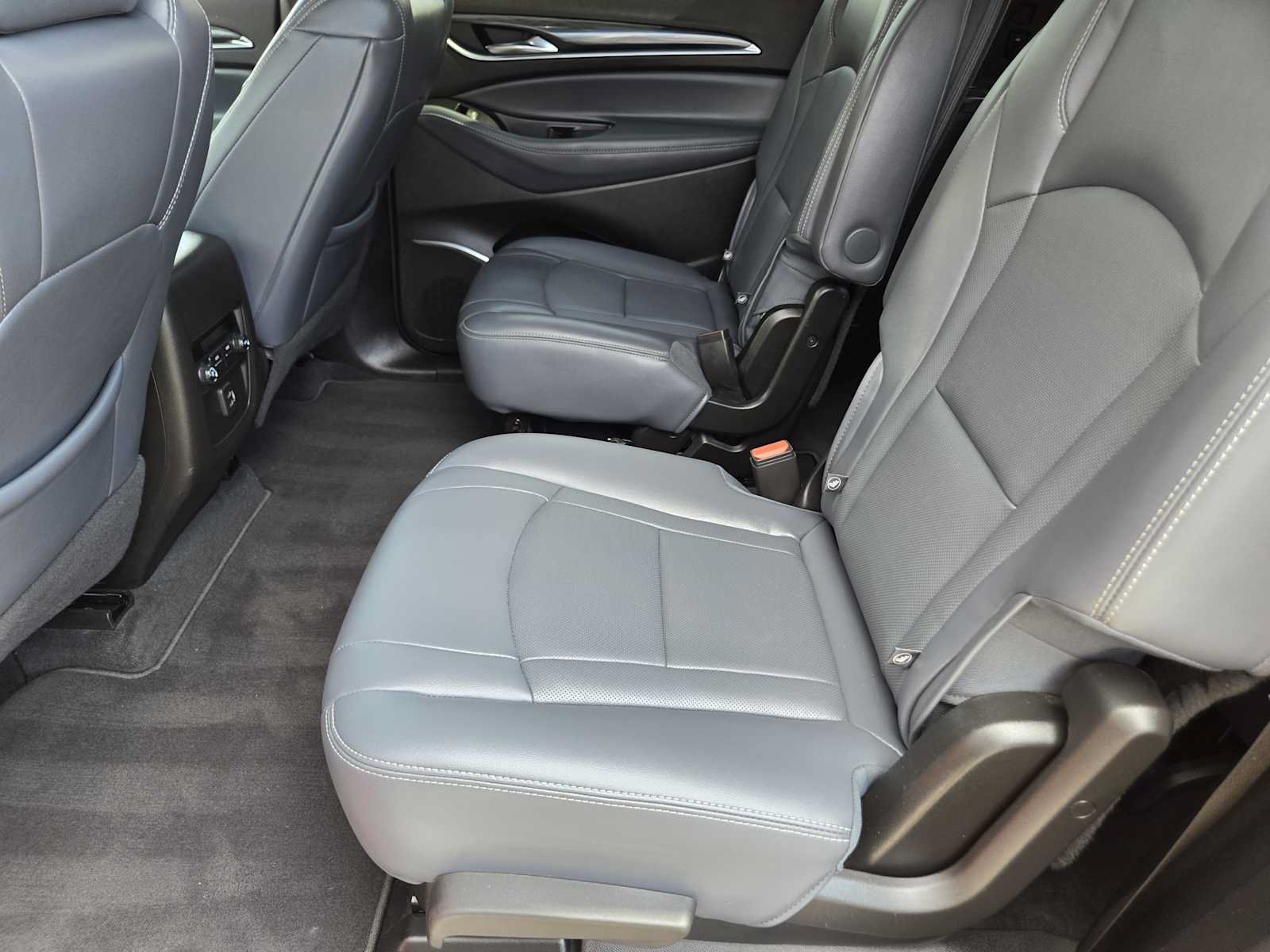 Certified 2023 Buick Enclave Essence w/ Experience Buick Package FWD image 29