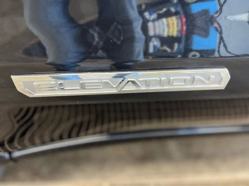 Used 2023 GMC Sierra 1500 Elevation image 6