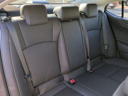 Used 2024 Lexus ES 300h 300h image 33