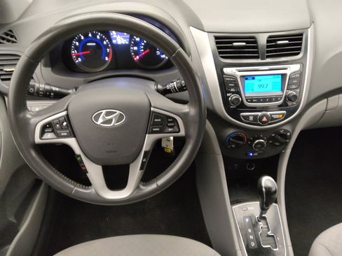 Used 2014 Hyundai Accent SE w/ Option Group 3 image 22