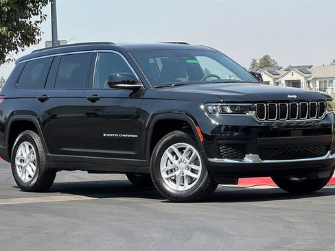 New 2025 Jeep Grand Cherokee L Laredo w/ Luxury Tech Group I image 2