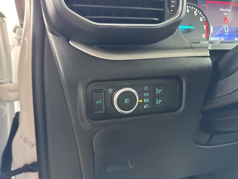 Certified 2023 Ford Explorer XLT w/ Equipment Group 202A image 28