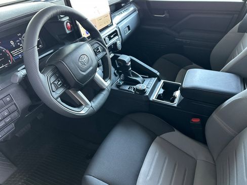 New 2025 Toyota Tacoma TRD Off-Road image 10