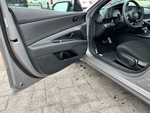 New 2026 Hyundai Elantra SEL Sport Premium FWD image 15