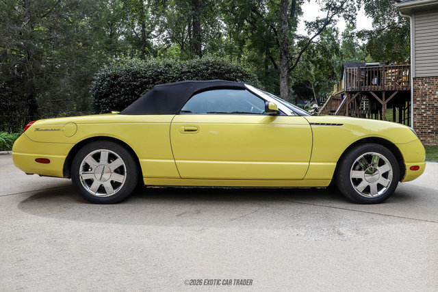 Used 2002 Ford Thunderbird RWD image 18