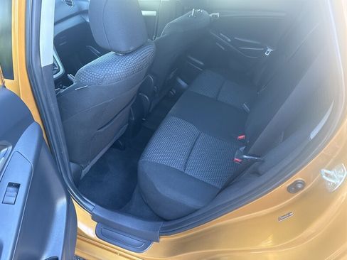 Used 2009 Toyota Matrix XRS image 16