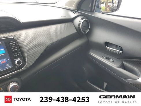 Used 2023 Nissan Kicks SV FWD image 35