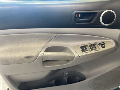 Used 2008 Toyota Tacoma PreRunner RWD image 15