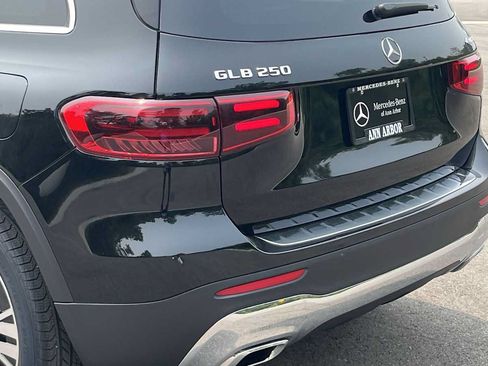 Used 2026 Mercedes-Benz GLB 250 4MATIC image 47