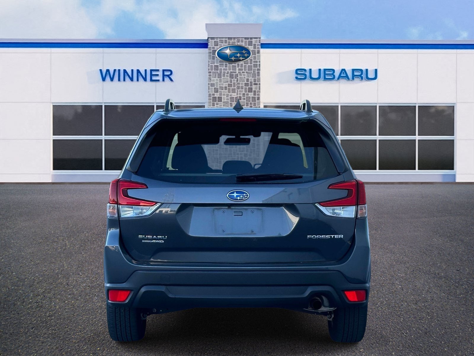 Used 2024 Subaru Forester Premium AWD/4WD image 4