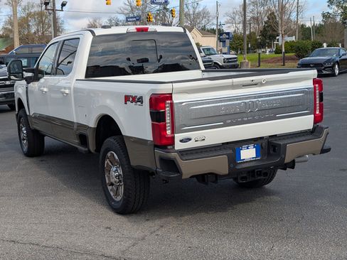 New 2026 Ford F250 King Ranch w/ FX4 Off-Road Package image 13