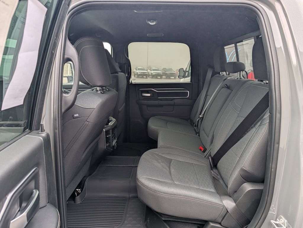 New 2026 RAM 2500 Big Horn AWD/4WD image 6
