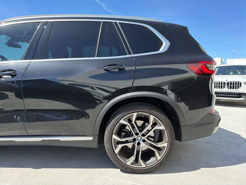 Certified 2023 BMW X5 xDrive40i w/ Premium Package image 5