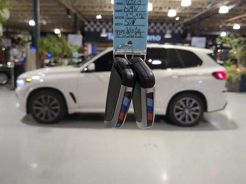 Used 2023 BMW X5 M50i w/ Executive Package AWD/4WD image 4