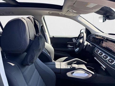 New 2025 Mercedes-Benz GLS 450 4MATIC image 26