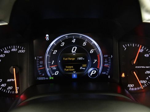 Used 2019 Chevrolet Corvette Stingray Coupe w/ Battery Protection Package RWD image 25