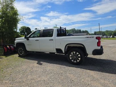 Used 2021 Chevrolet Silverado 2500 Custom w/ Custom Value Package