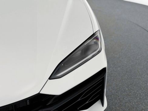 Used 2025 Lamborghini Urus SE AWD/4WD image 45