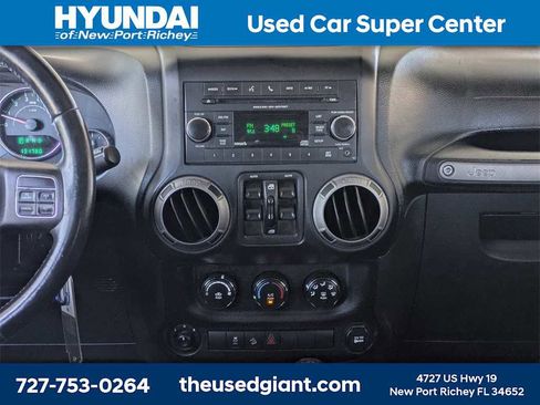 Used 2014 Jeep Wrangler Unlimited Sport w/ Quick Order Package 24S image 19