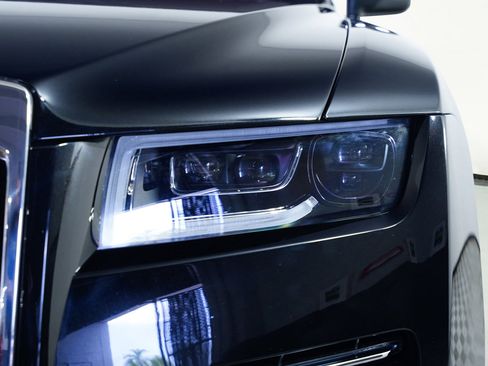 Used 2022 Rolls-Royce Ghost image 49