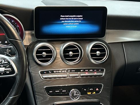 Used 2019 Mercedes-Benz C 300 Sedan image 29