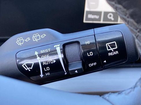 Used 2023 Kia Sportage EX AWD/4WD image 18