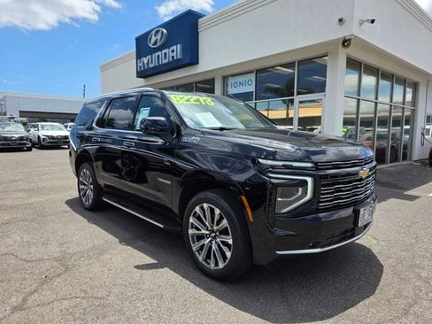 Used 2025 Chevrolet Tahoe High Country AWD/4WD image 1