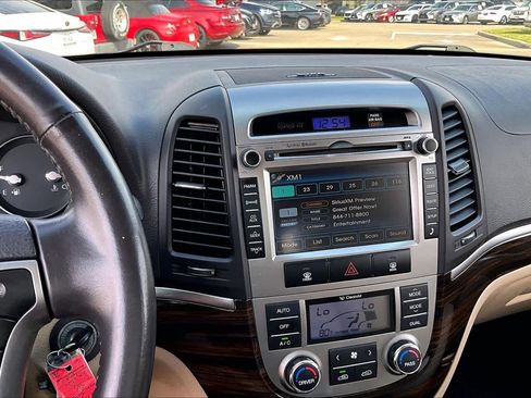 Used 2012 Hyundai Santa Fe Limited w/ Navigation Pkg 4 image 5